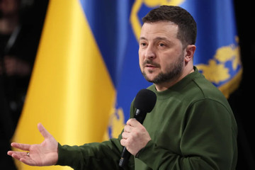 Ông Zelensky ký thông qua luật mới về huy động quân Ukraine