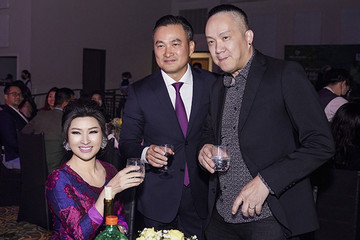 Vợ chồng Chi Bảo hội ngộ Huy MC, Thúy Nga, Ngọc Anh 3A ở Mỹ